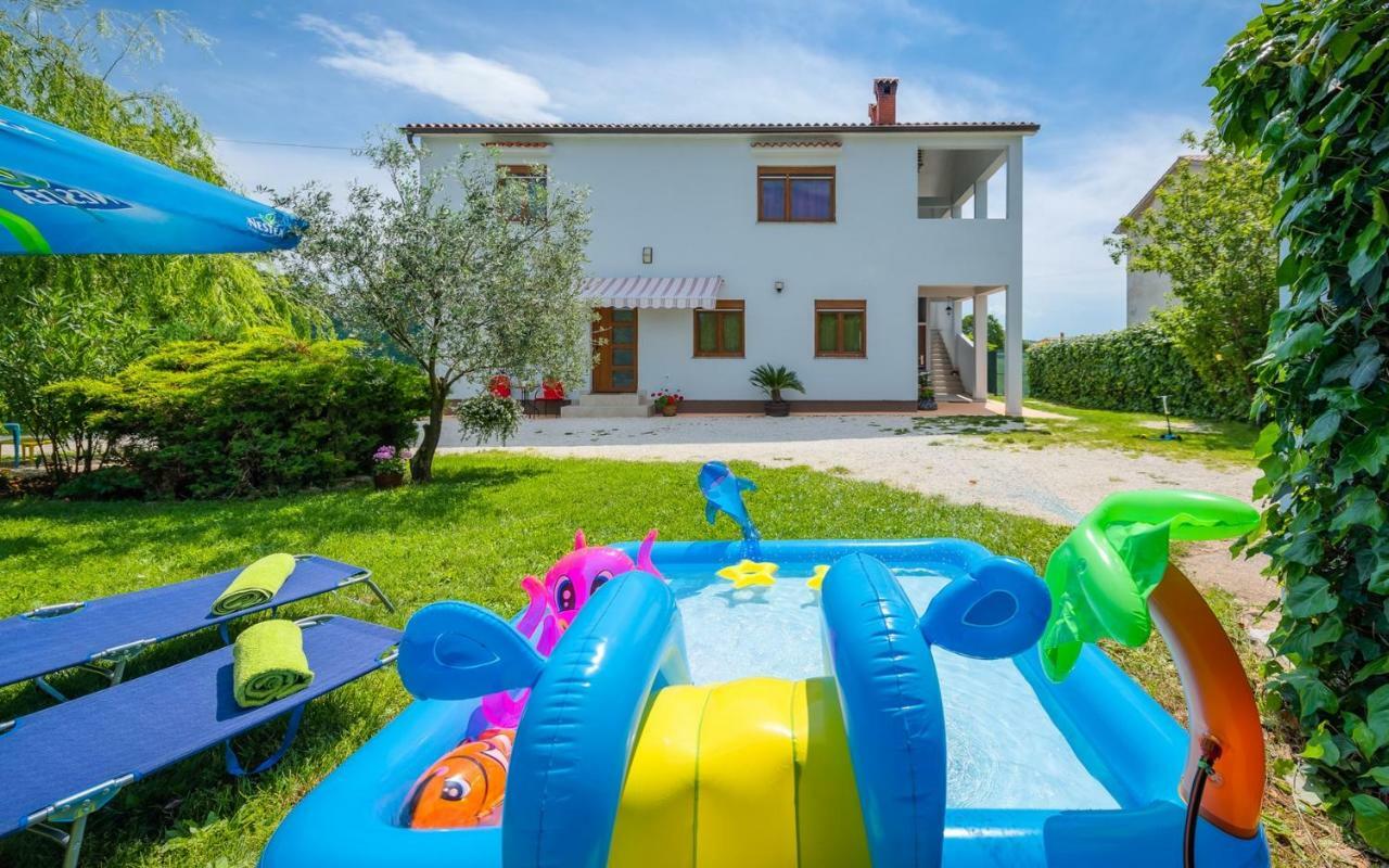 The Willow Garden Apartment House Marčana Eksteriør bilde