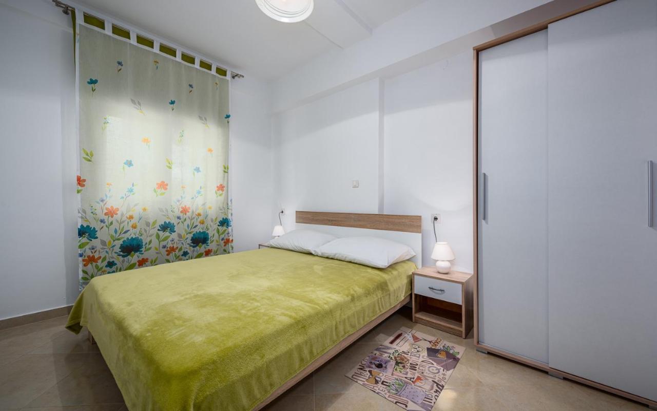 The Willow Garden Apartment House Marčana Eksteriør bilde